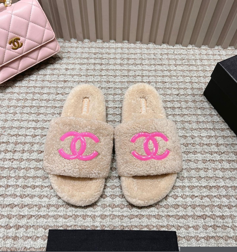 Ch*el slippers